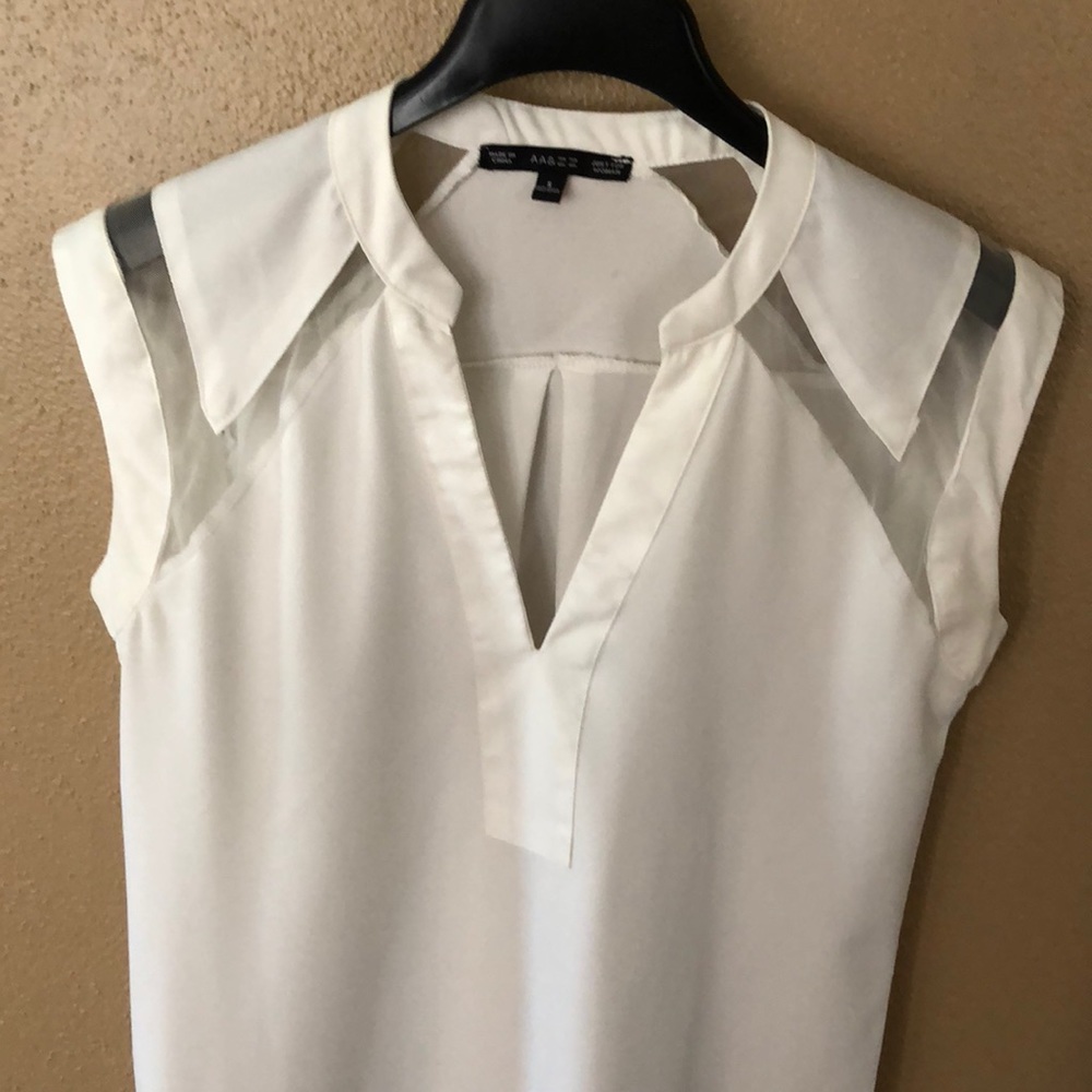 AA&ZZ • cap sleeve mesh cutout top - Picture 6 of 7